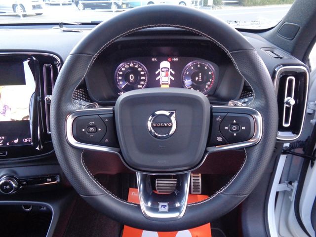 Volvo XC40 2018-11 11951-13