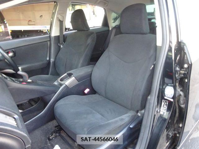 Toyota PRIUS 2013-04 227723-13