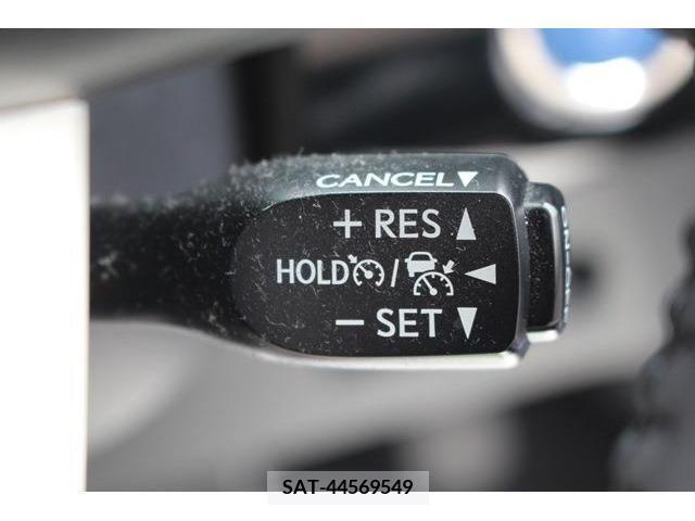 Toyota PRIUS 2016-06 282289-6
