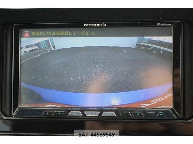 Toyota PRIUS 2016-06 282289-1