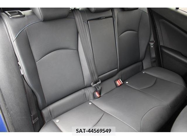 Toyota PRIUS 2016-06 282289-16