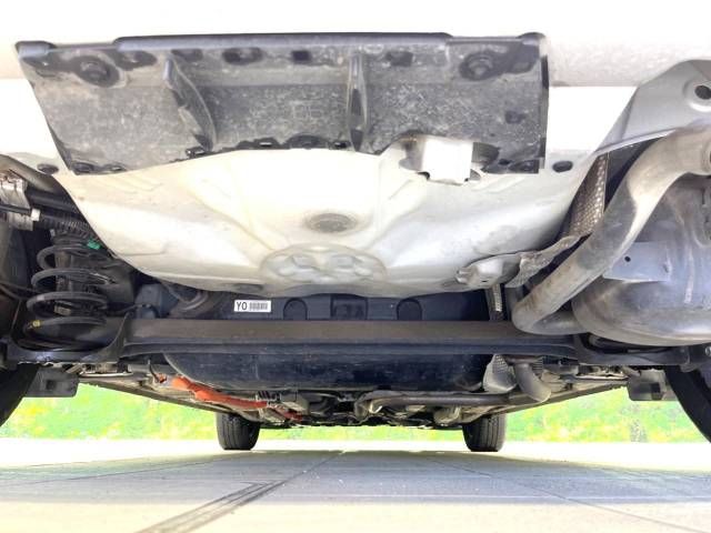 Toyota AQUA 2014-11 21777-18