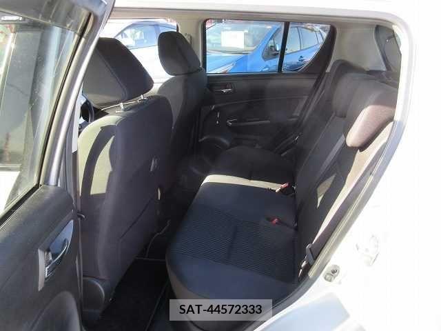 Suzuki SWIFT 2015-05 230657-13