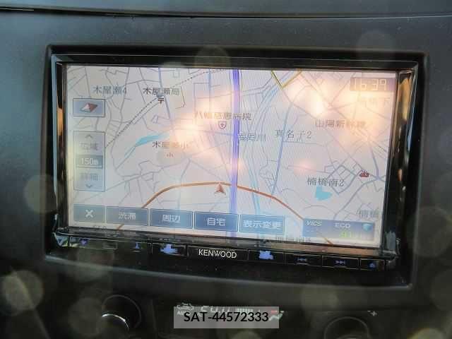 Suzuki SWIFT 2015-05 230657-4