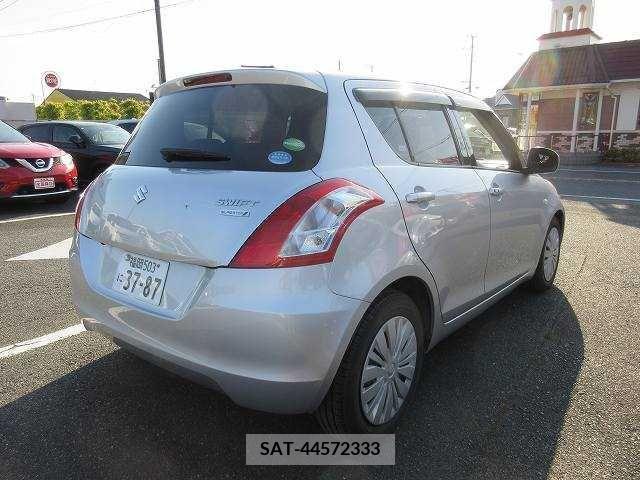Suzuki SWIFT 2015-05 230657-2