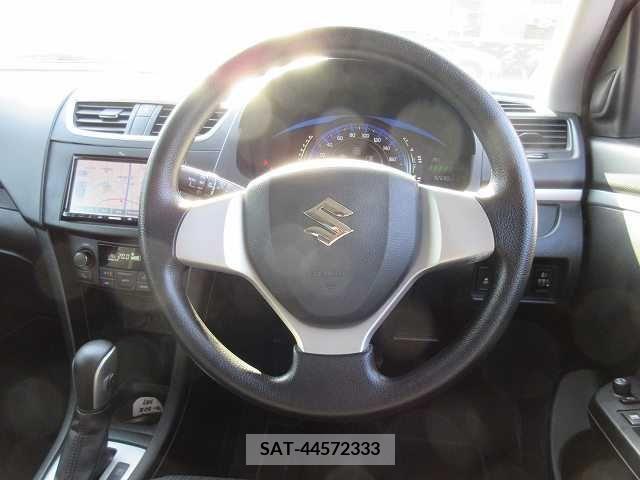 Suzuki SWIFT 2015-05 230657-3