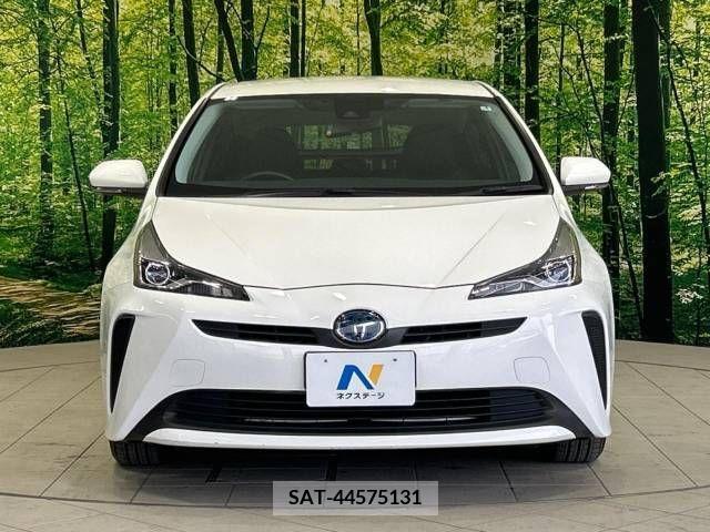 Toyota PRIUS 2019-04 281715-14