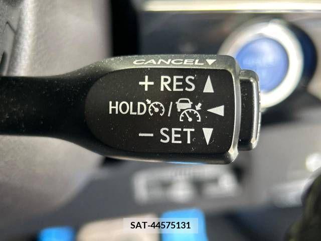 Toyota PRIUS 2019-04 281715-6