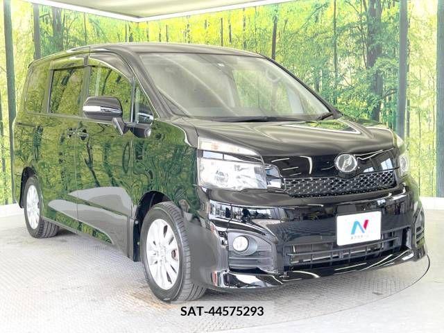 Toyota VOXY 2011-09 248556-17