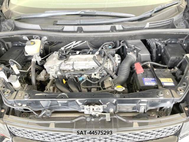 Toyota VOXY 2011-09 248556-19
