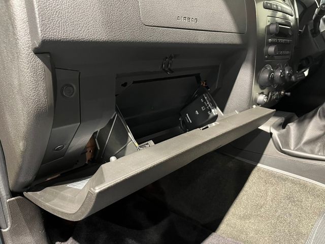Hummer H3 2008-12 180446-17