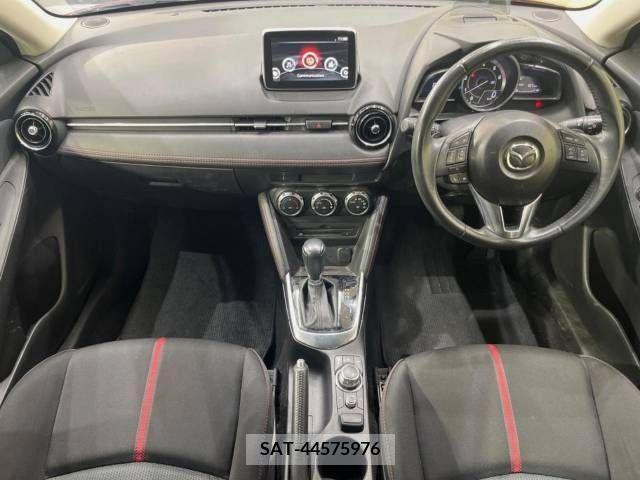 Mazda DEMIO 2015-09 301938-1