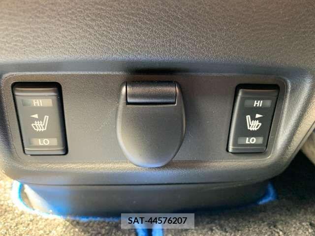 Nissan SERENA 2021-06 284152-11