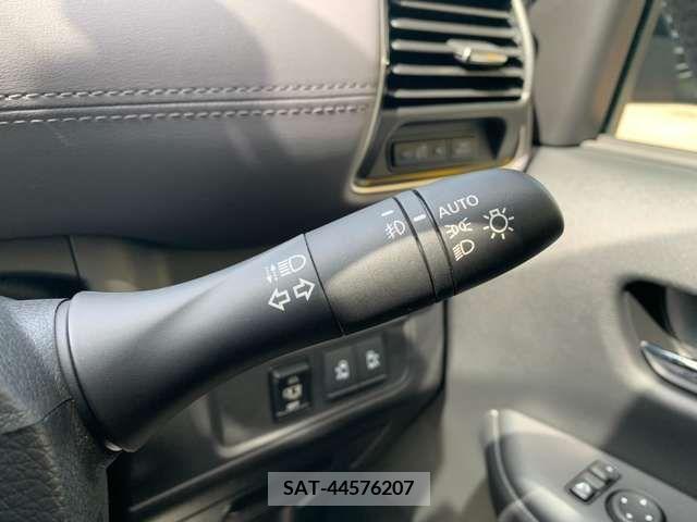 Nissan SERENA 2021-06 284152-5