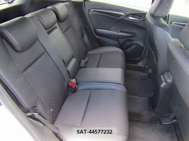 Honda FIT HYBRID 2015-04 304062-7