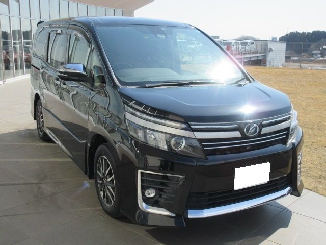 Toyota VOXY 2016-09 1566-2