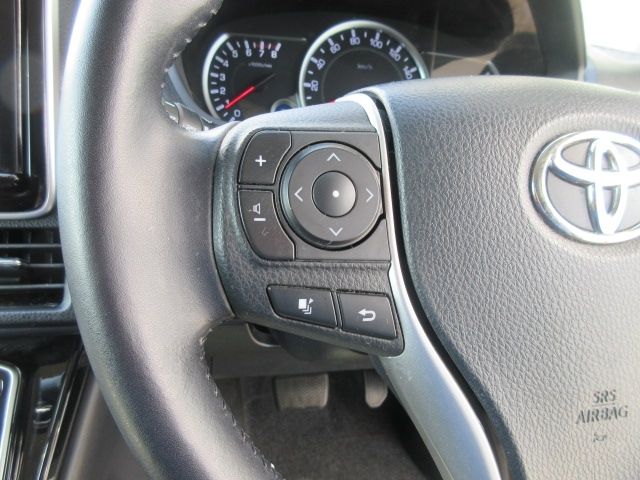 Toyota VOXY 2016-09 1566-20