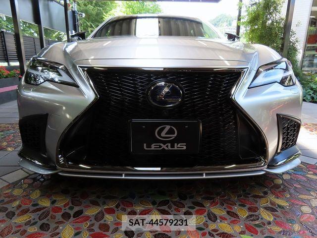 Lexus LS 2022-04 354232-3