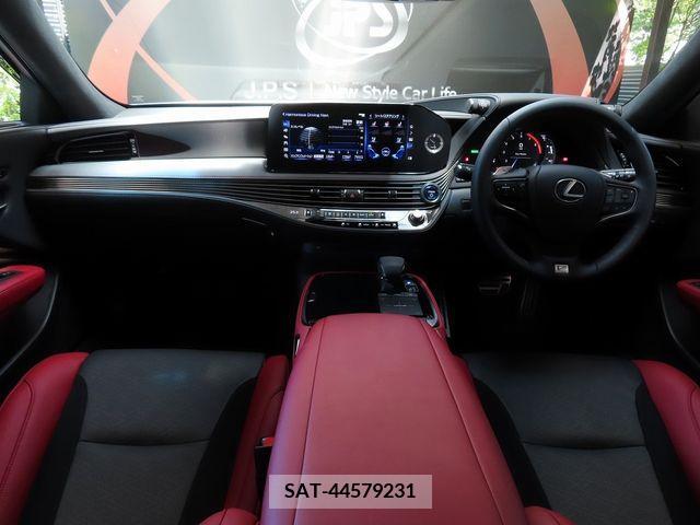 Lexus LS 2022-04 354232-2