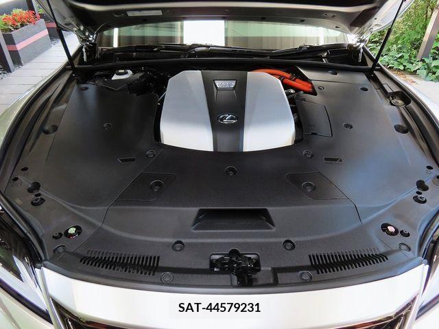 Lexus LS 2022-04 354232-25