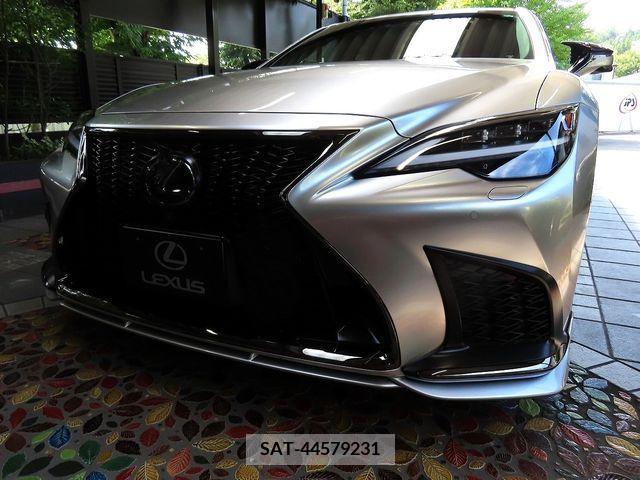 Lexus LS 2022-04 354232-0