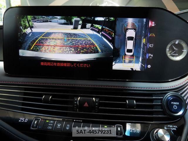 Lexus LS 2022-04 354232-17