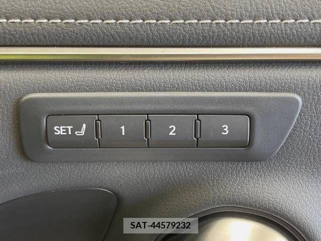 Lexus ES 2019-09 354247-9