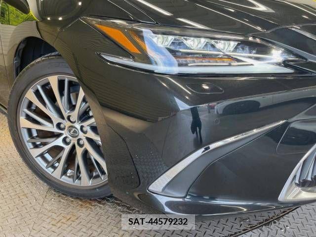 Lexus ES 2019-09 354247-4