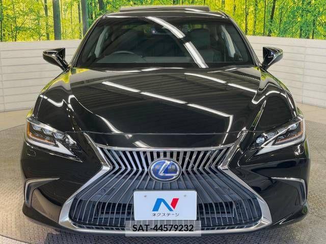 Lexus ES 2019-09 354247-14