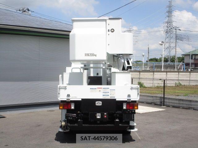 Isuzu ELF TRUCK 2017-03 201183-6