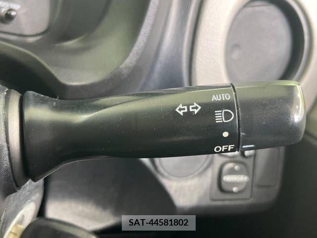 Toyota VITZ 2012-02 255893-5