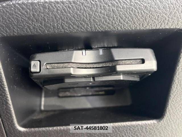 Toyota VITZ 2012-02 255893-4