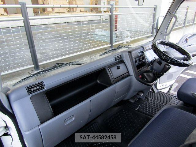 Mitsubishi CANTER 2007-09 220125-14