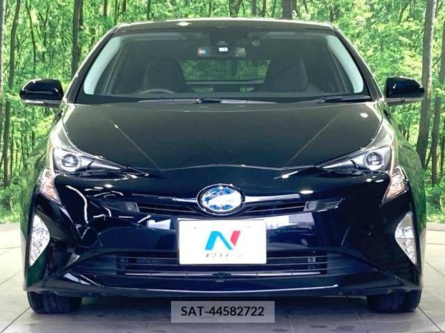 Toyota PRIUS 2017-02 234704-14