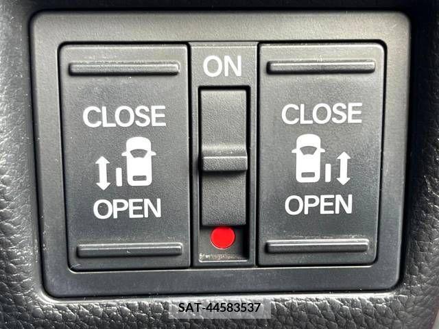 Honda N BOX CUSTOM 2018-06 392774-5