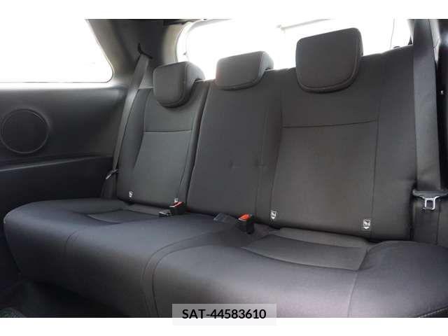 Toyota VITZ 2018-06 325953-12