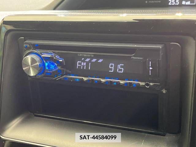 Toyota VOXY 2016-07 335661-6