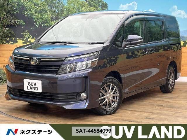 Toyota VOXY 2016-07 335661-0