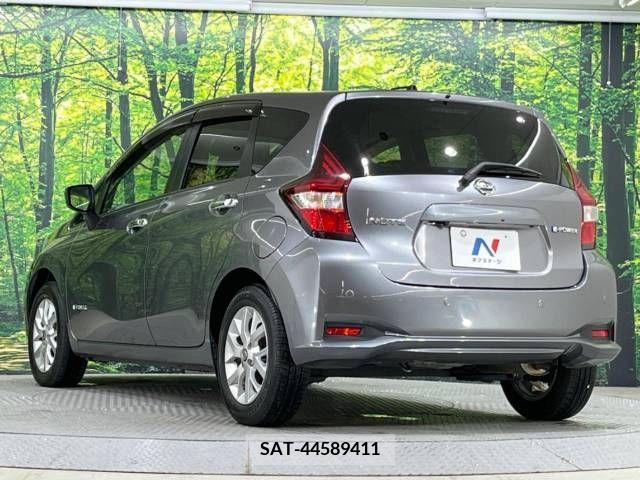 Nissan NOTE 2018-09 250383-14