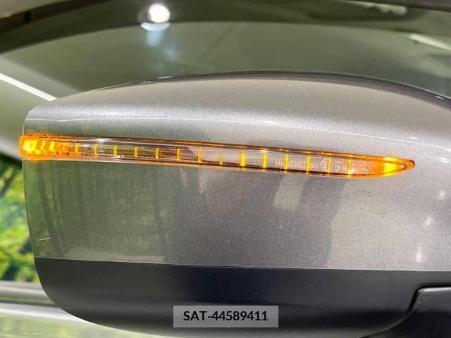 Nissan NOTE 2018-09 250383-19