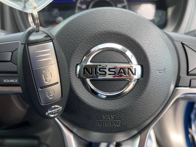 Nissan NOTE 2018-10 22073-4