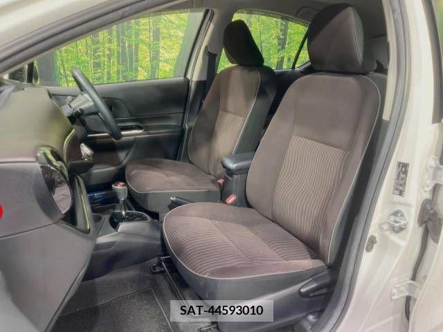 Toyota AQUA 2015-02 374504-9