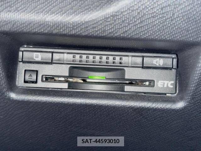 Toyota AQUA 2015-02 374504-8