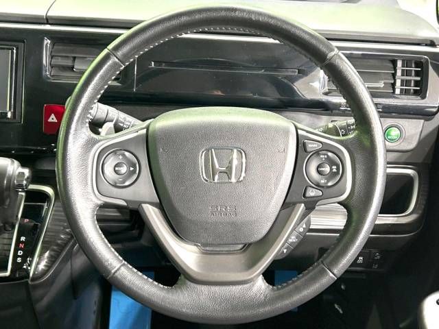 Honda e 2015-04 189368-12