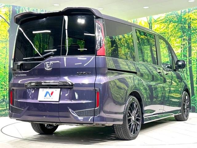 Honda e 2015-04 189368-18