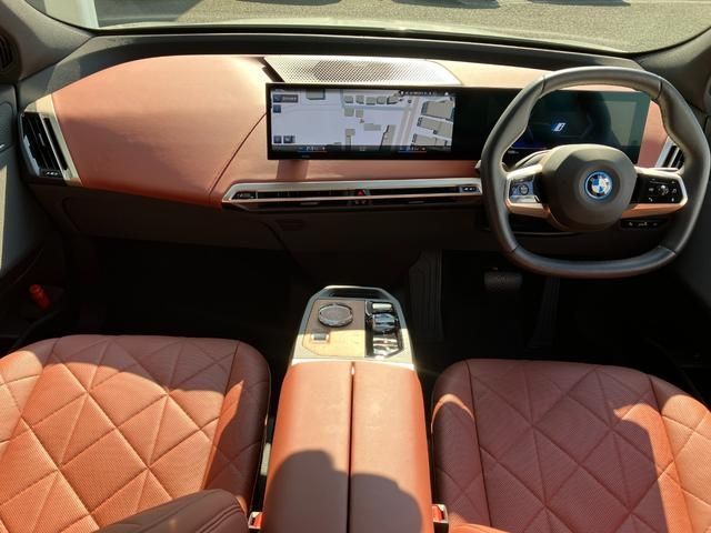 Bmw IX 2023-01 182149-1