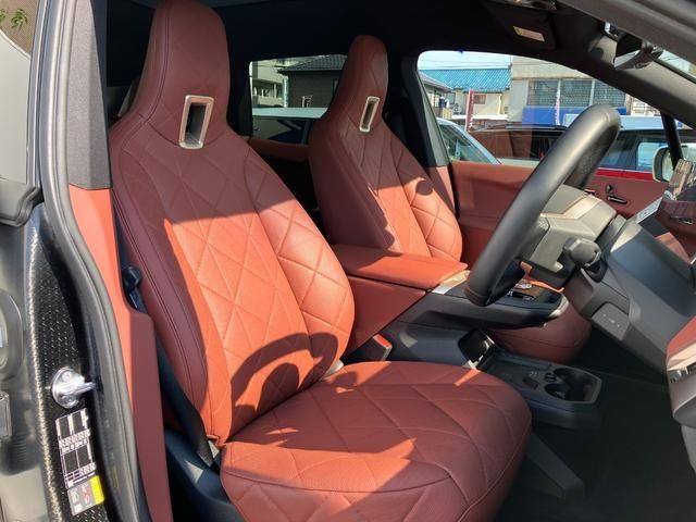 Bmw IX 2023-01 182149-14
