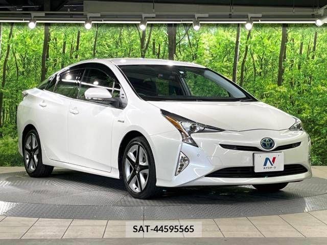 Toyota PRIUS 2016-06 331230-16