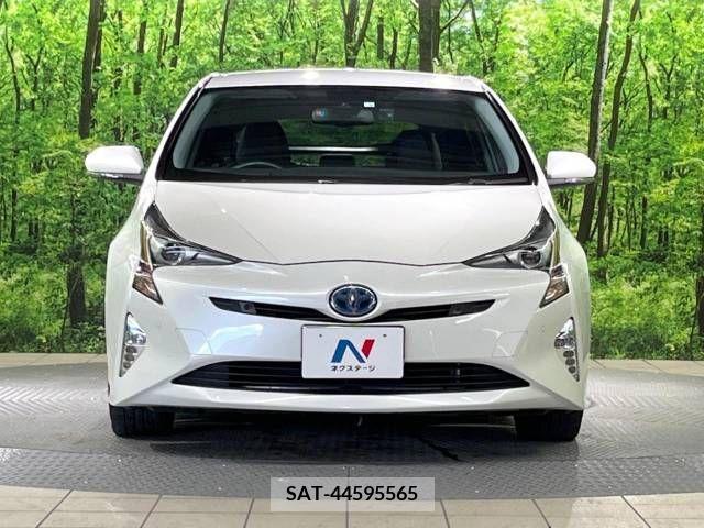 Toyota PRIUS 2016-06 331230-14