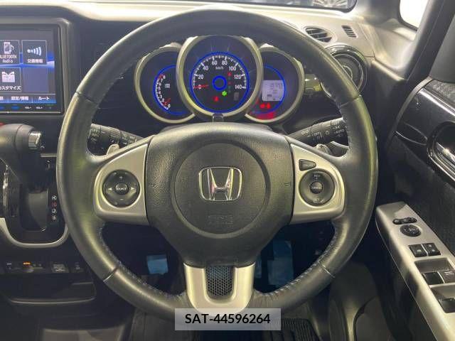 Honda N BOX CUSTOM 2017-07 278946-11